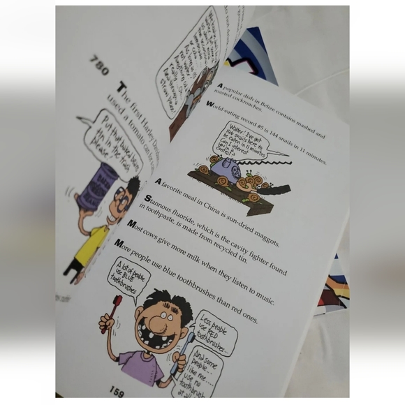 :* Mix lot of 8 kids children joke , knock knock jokes and riddles books . Funny - Picture 4 of 12